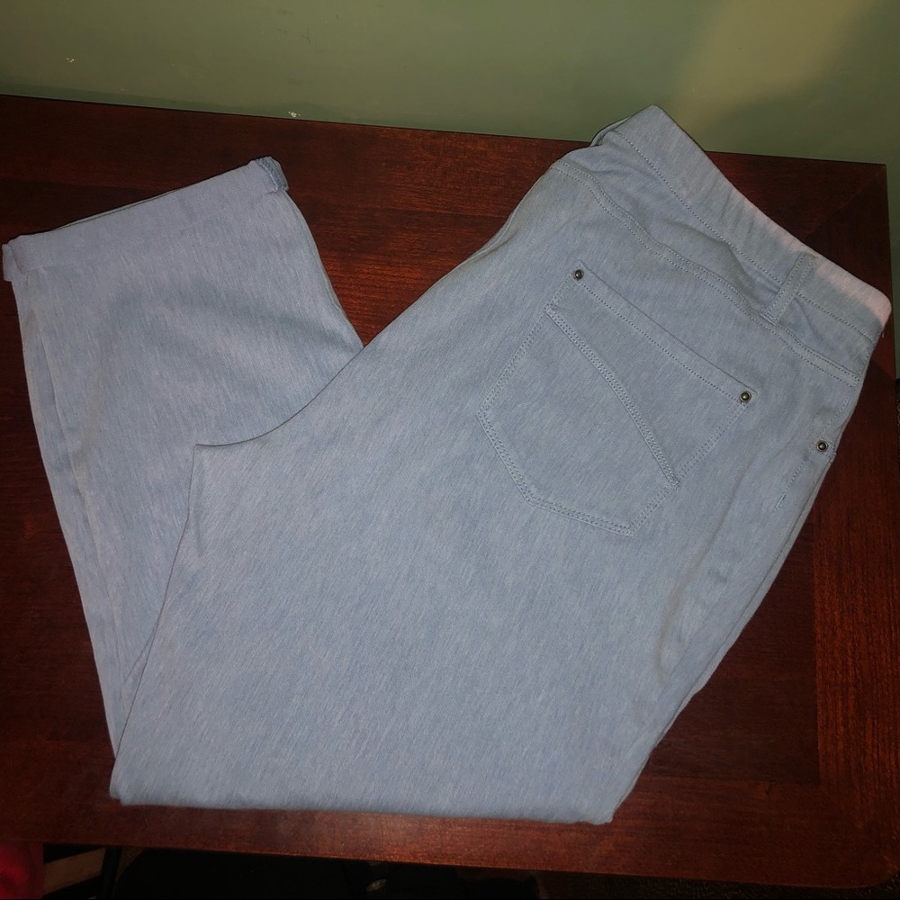 Plus Capri Jeggings Time and Tru